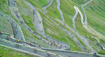 Rennradfahren auf der Sonnenseite der Alpen mit der Ötzi Bike Academy im Hotel Funggashof